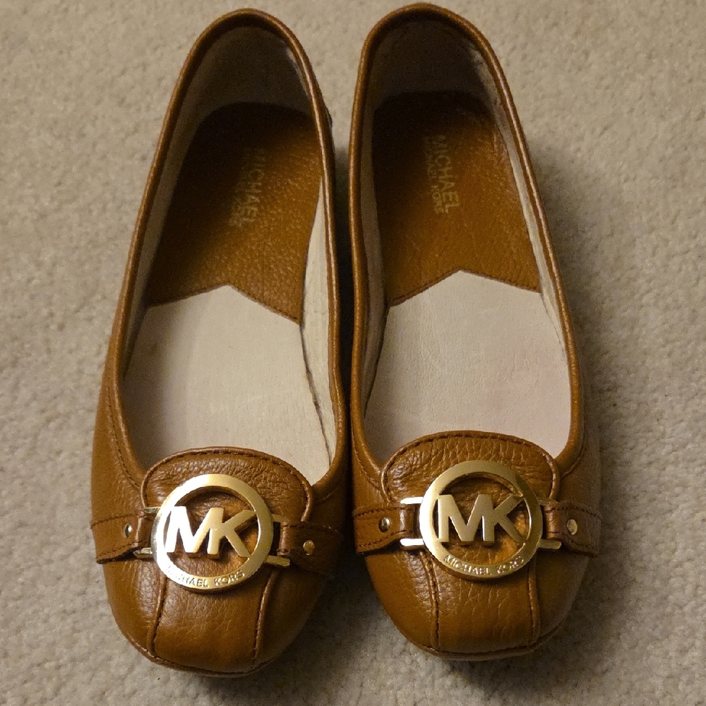 Michael Kors Tan Leather Flats with Gold Logo